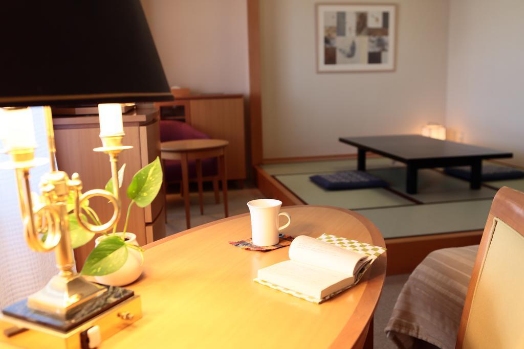 Satoyama Auberge & Hot Spring Wellness Spa Sakuragaike Kurgarden Nanto Szoba fotó